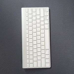 Apple wireless keyboard